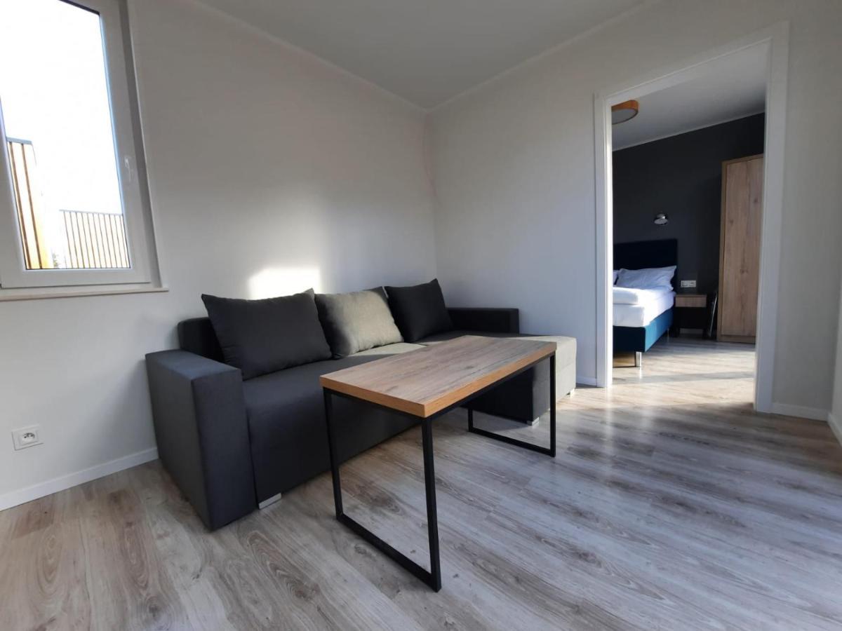 Domki Pod Zaglami Rewal Exteriör bild