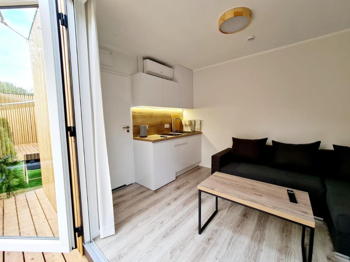 Domki Pod Zaglami Rewal Exteriör bild